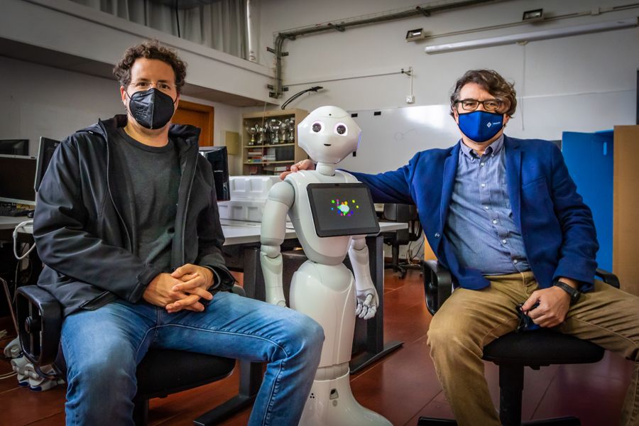 posts/2021/03/12/robotica_social.jpg